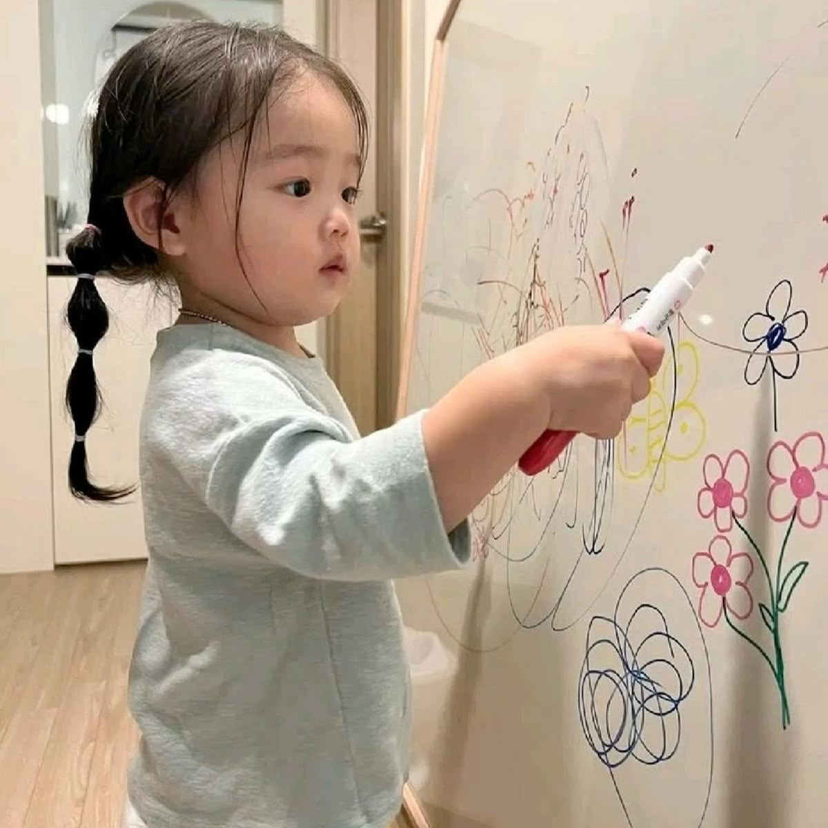 Han Ye-Jin 