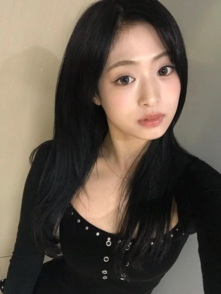Eom Ahyeon