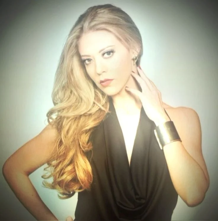 Mónica Robles