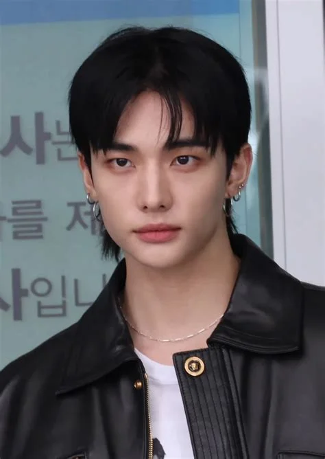 Hwang Hyunjin