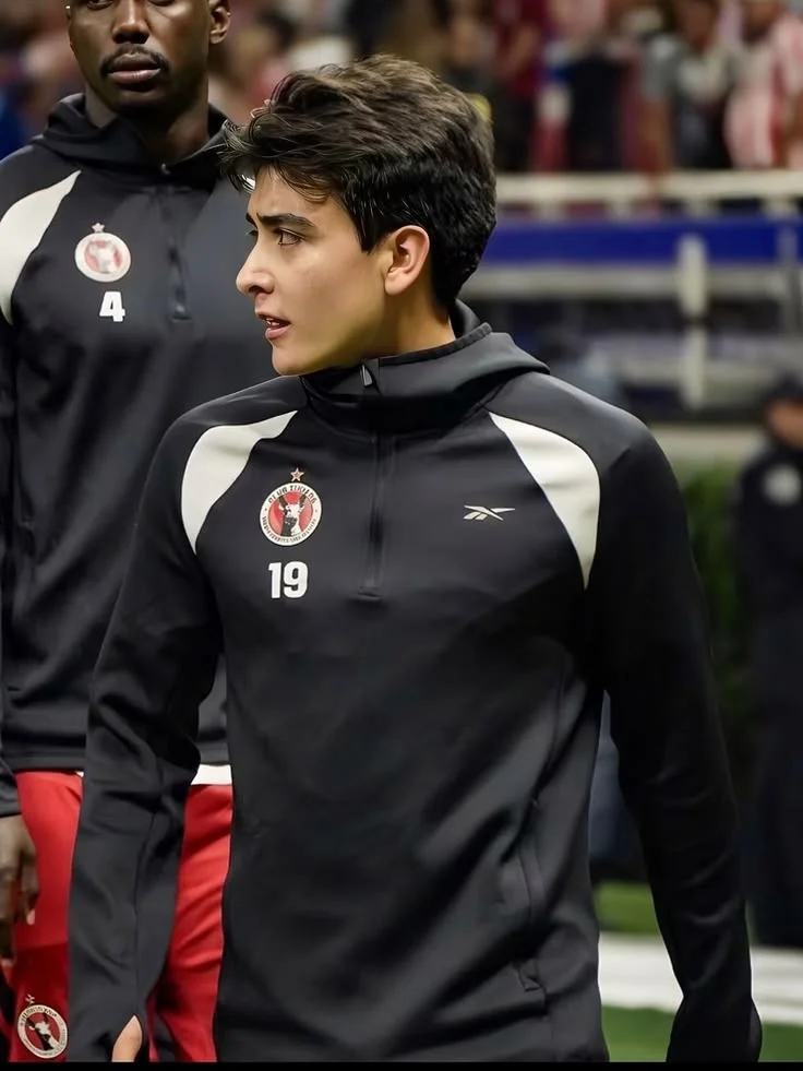 Gilberto mora 